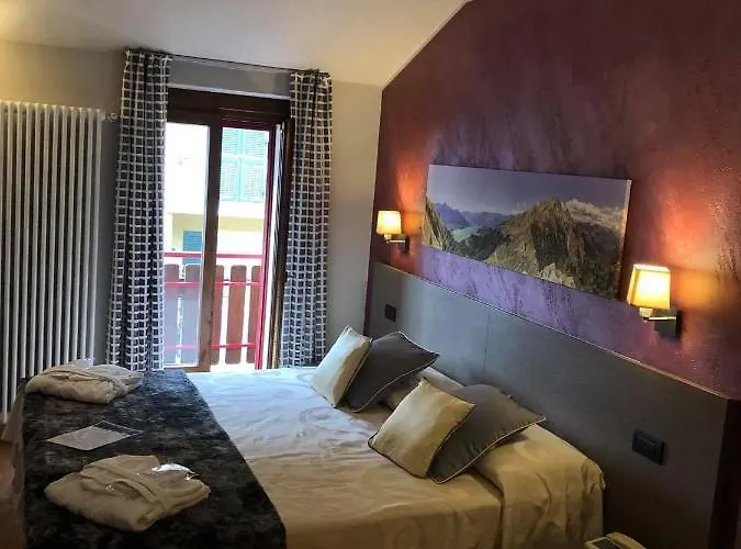Berlinghera Hotel 2*